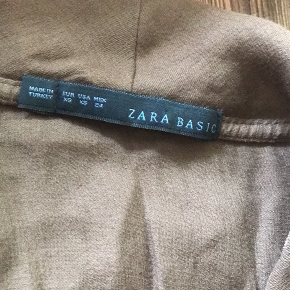 Zara dress - Picture 6 of 7